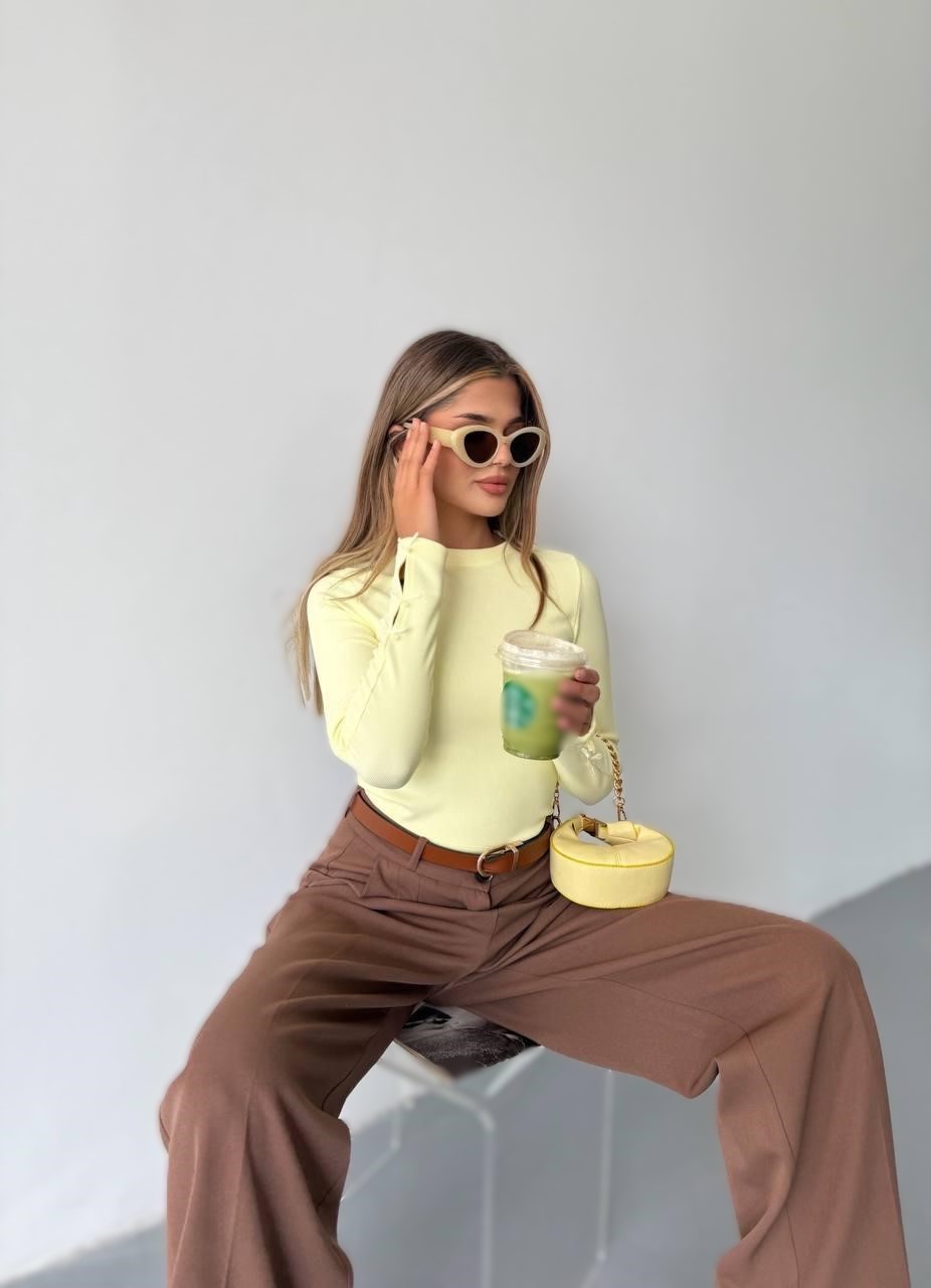 Kolları Kurdeleli Sarı Bluz